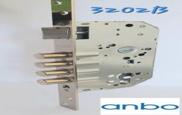 Serrure enc 3202*70MM carré H/S ANBO DELIA